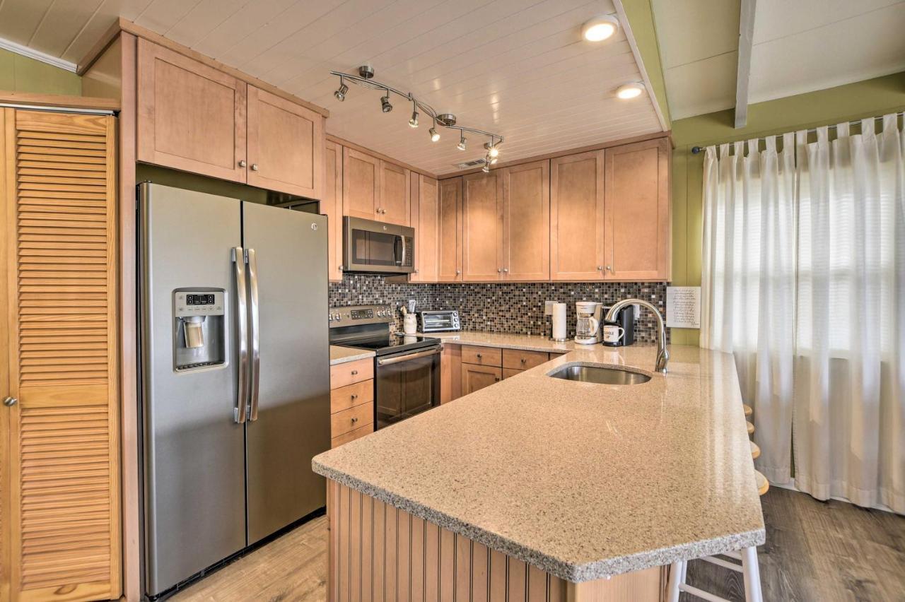 Holden Beach Family Abode - Steps To Ocean! Екстериор снимка