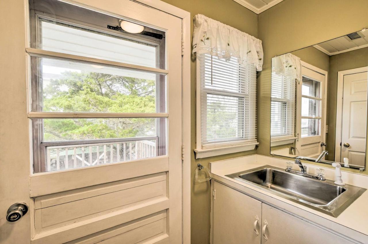 Holden Beach Family Abode - Steps To Ocean! Екстериор снимка