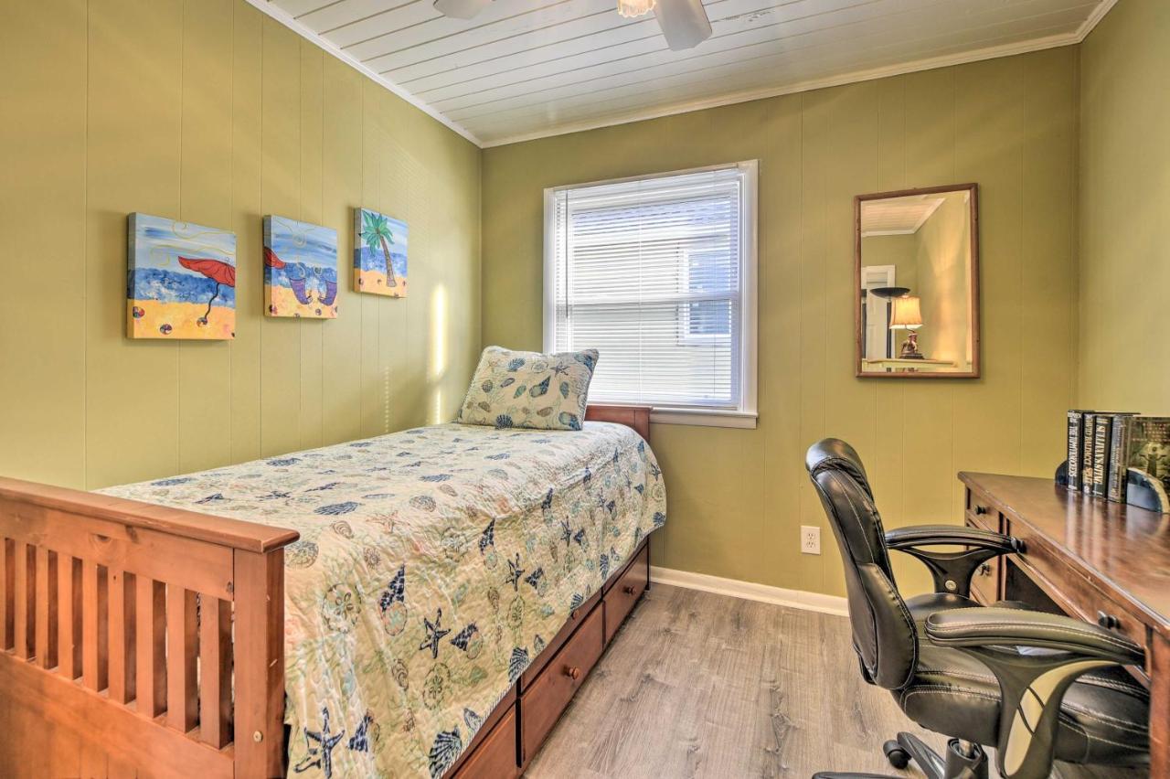 Holden Beach Family Abode - Steps To Ocean! Екстериор снимка